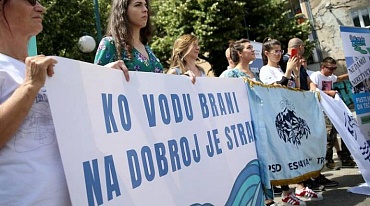 Активисты провели кампанию против строительства плотин гидроэлектростанций на Балканах